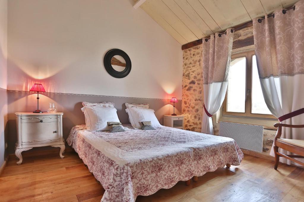 Chambres D'Hotes Leone Haute Saint-Avit-Rivière Zimmer foto